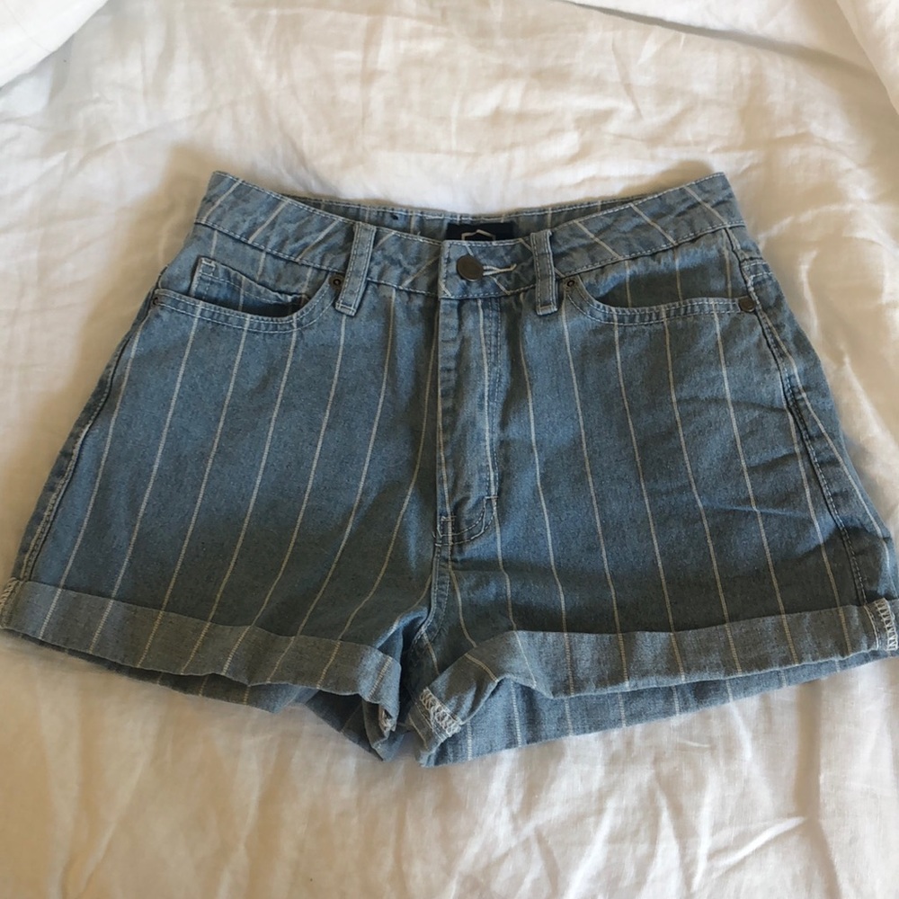 RVCA High Waisted Striped Jean Shorts Size 25